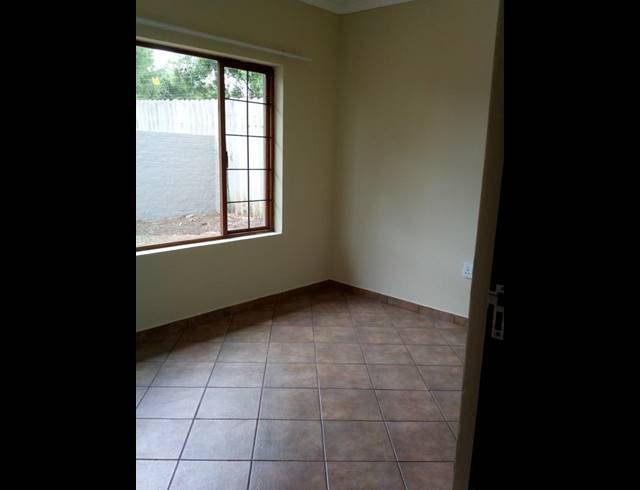 2 BEDROOM PROPERTY TO RENT IN HEATHERVIEW